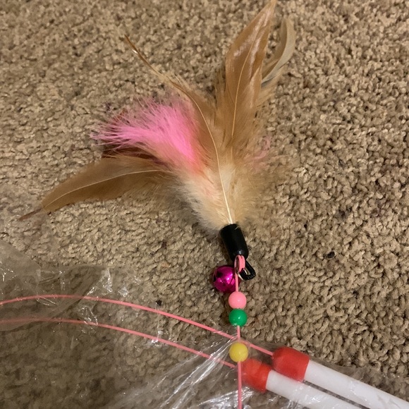 Pink Steel Wire with Bell & Bead Cat Feather Teaser - Picture 2 of 3